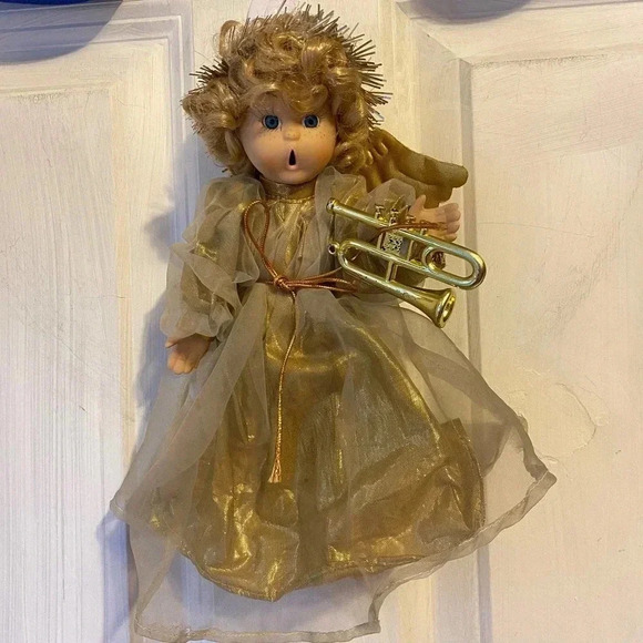 Vintage Hanging/Ornament Porcelain Angel Baby - Picture 4 of 4